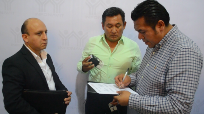 Signan Infonavit y Tzompantepec convenio de colaboración